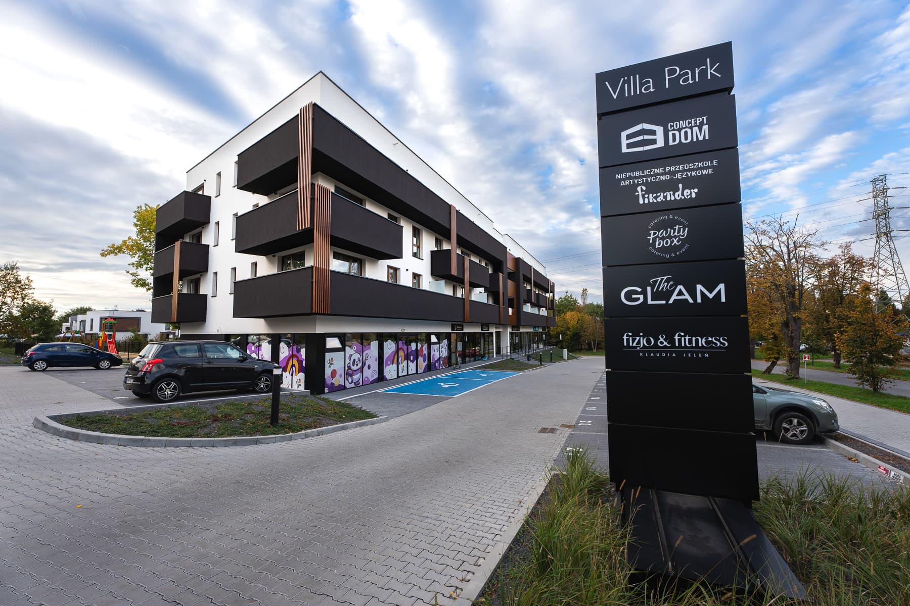 Widok zewnętrzny na salon ekspozycyjny Pagen Szczecin