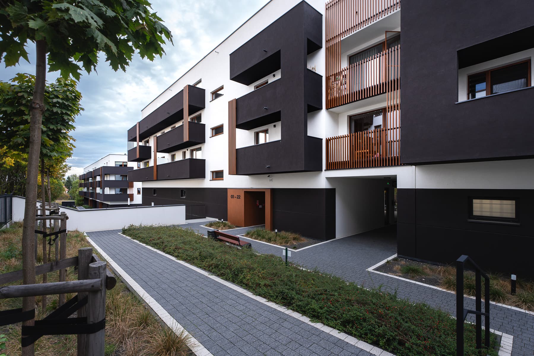 Okna z ukrytymi zawiasami